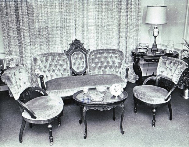 Blackhawk Hotel: Interior Grant's Furniture